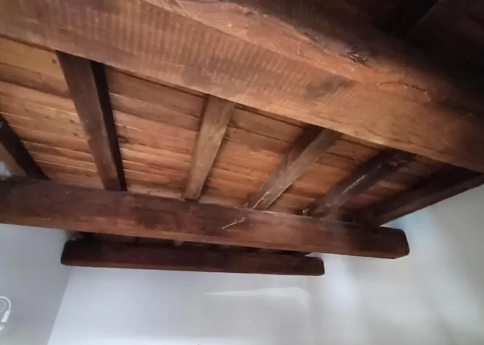 Casetta Tipica In Borgo, Indipendente, Ristrutturata