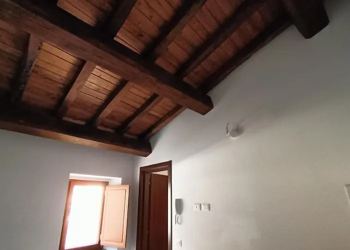 Casetta Tipica In Borgo, Indipendente, Ristrutturata